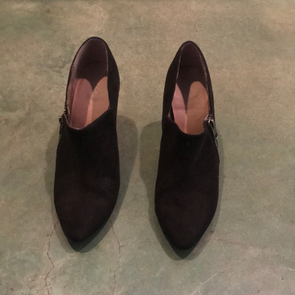 Black booties with side zipper